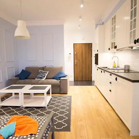 Happyestate -ul Laciarska 31 * Breslau