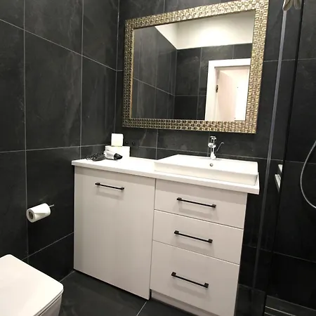 Apartment Happyestate -ul Laciarska 31